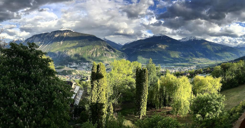 Hotel Panorama Crans-Montana Exterior foto
